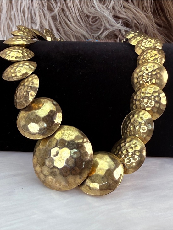 Jewelry - Goldtone Hammered Statement Necklace